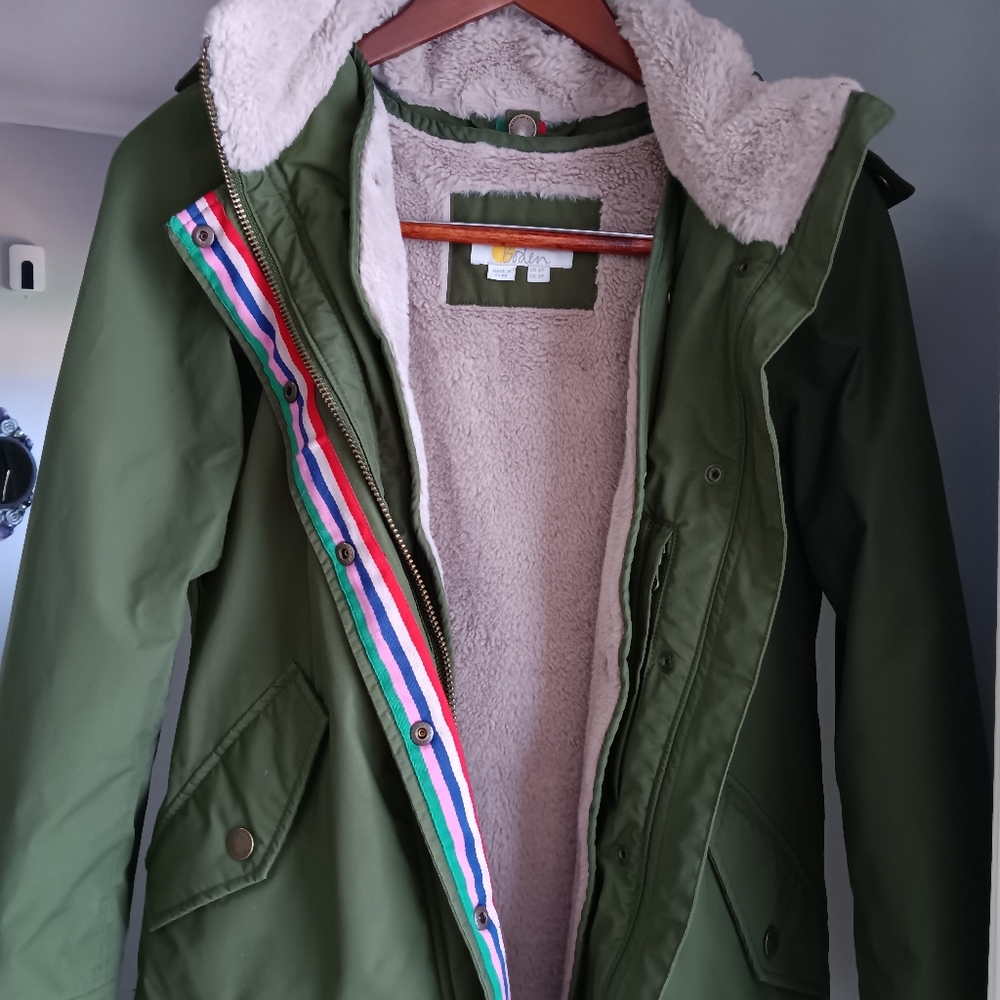 Boden Waterproof Coat Removable Plush Liner 😍Bundle
& Save😍